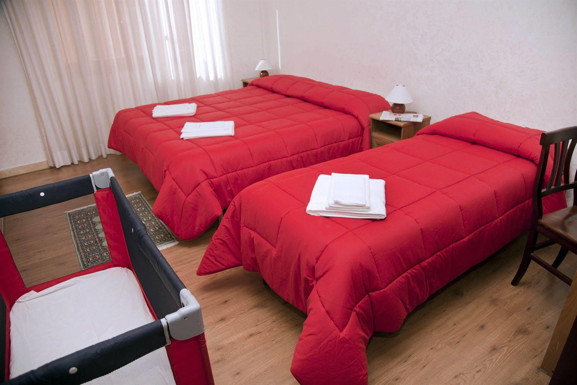 Kosher The In Couette-café 3*